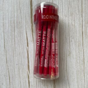 Perfilador rojo labios