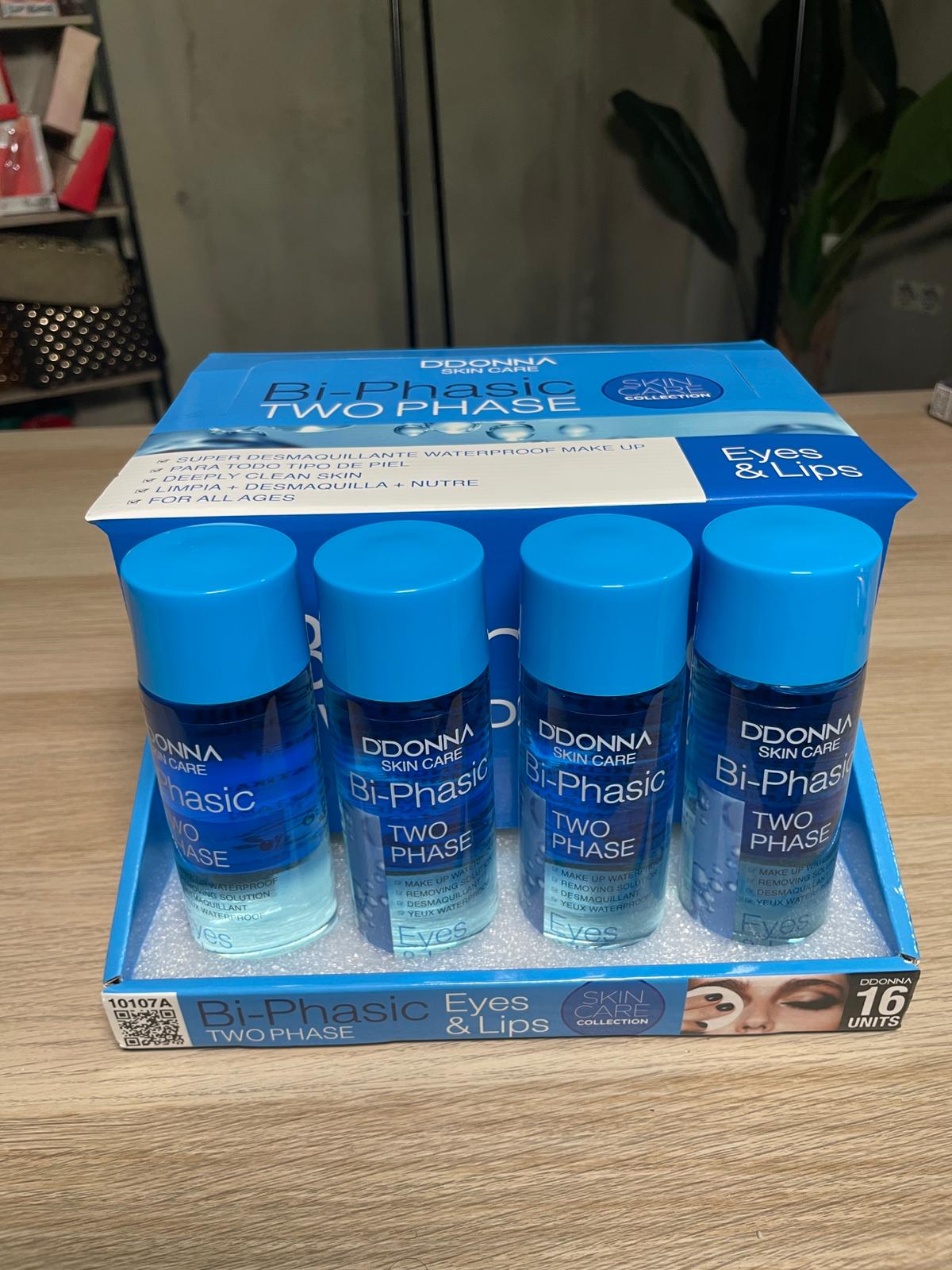 Agua micelar bifásico