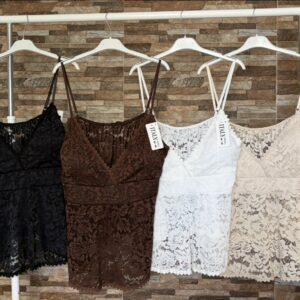 top encaje curvy