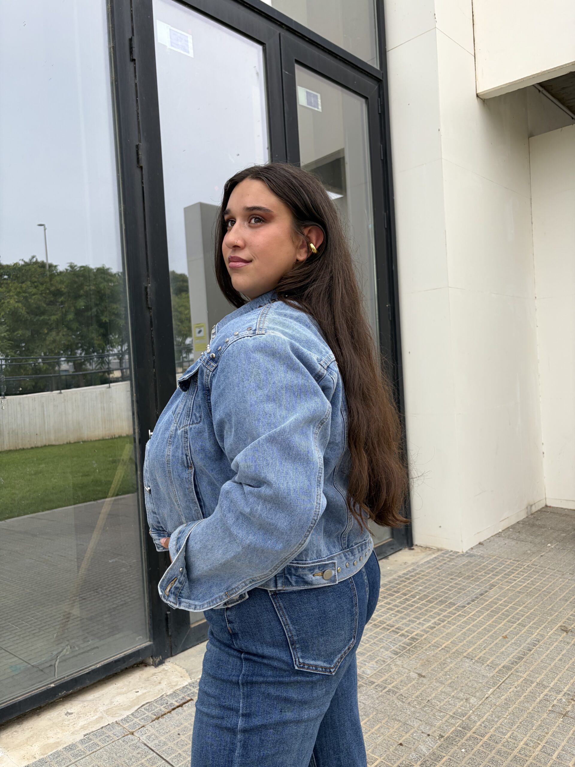 Chaqueta vaquera de tachuelas - Imagen 3